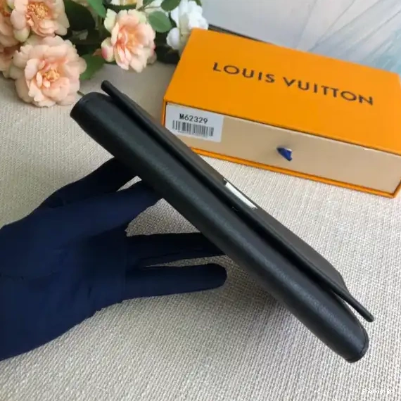 LOCKME VUITTON WALLET LOUIS 0706
